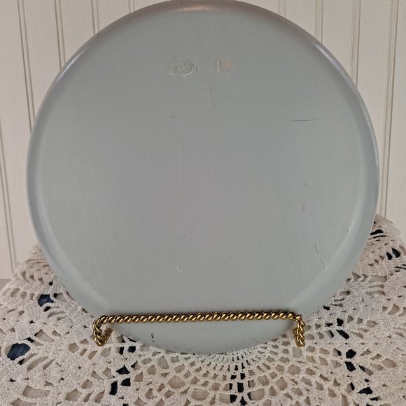 Hand-Painted Wood Folk Art Wooden Decorative Plate Signed - Picture 4 of 4